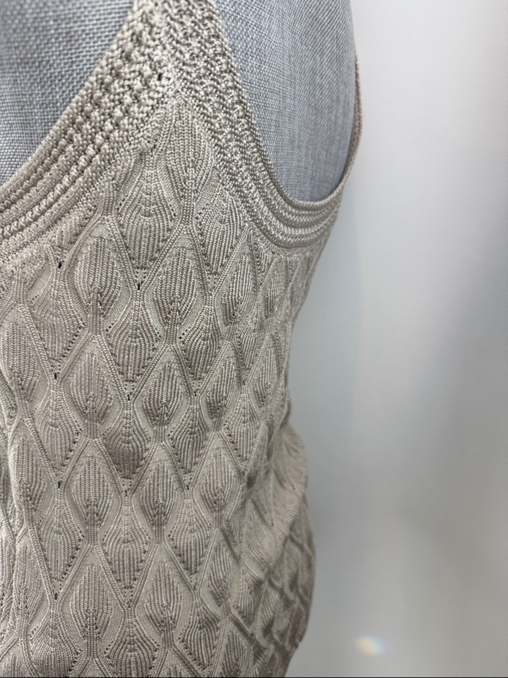 White House Black Market tan knit tank S-Small - Picture 14 of 16